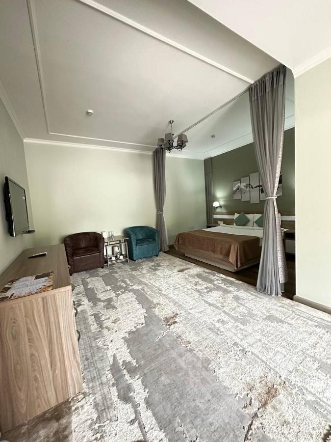 Gоlden Dragon Villa Hotel Bișkek Exterior foto